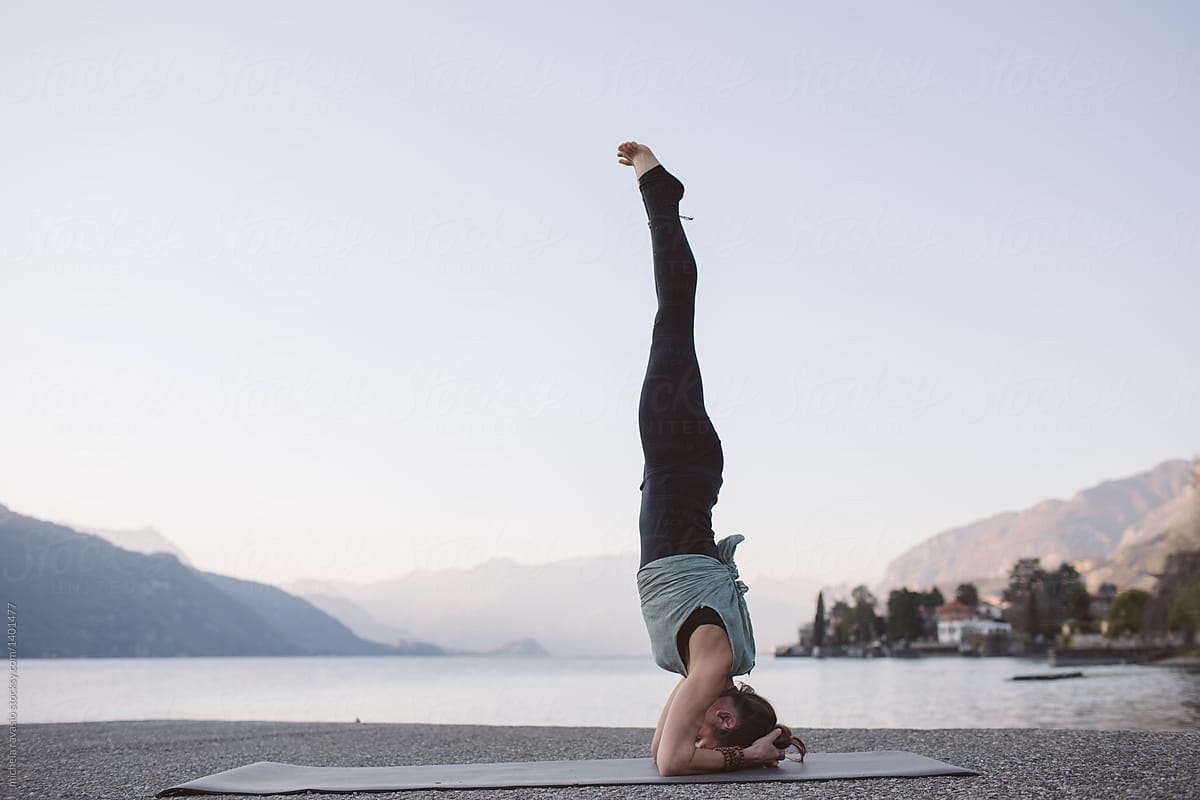 shirshasana