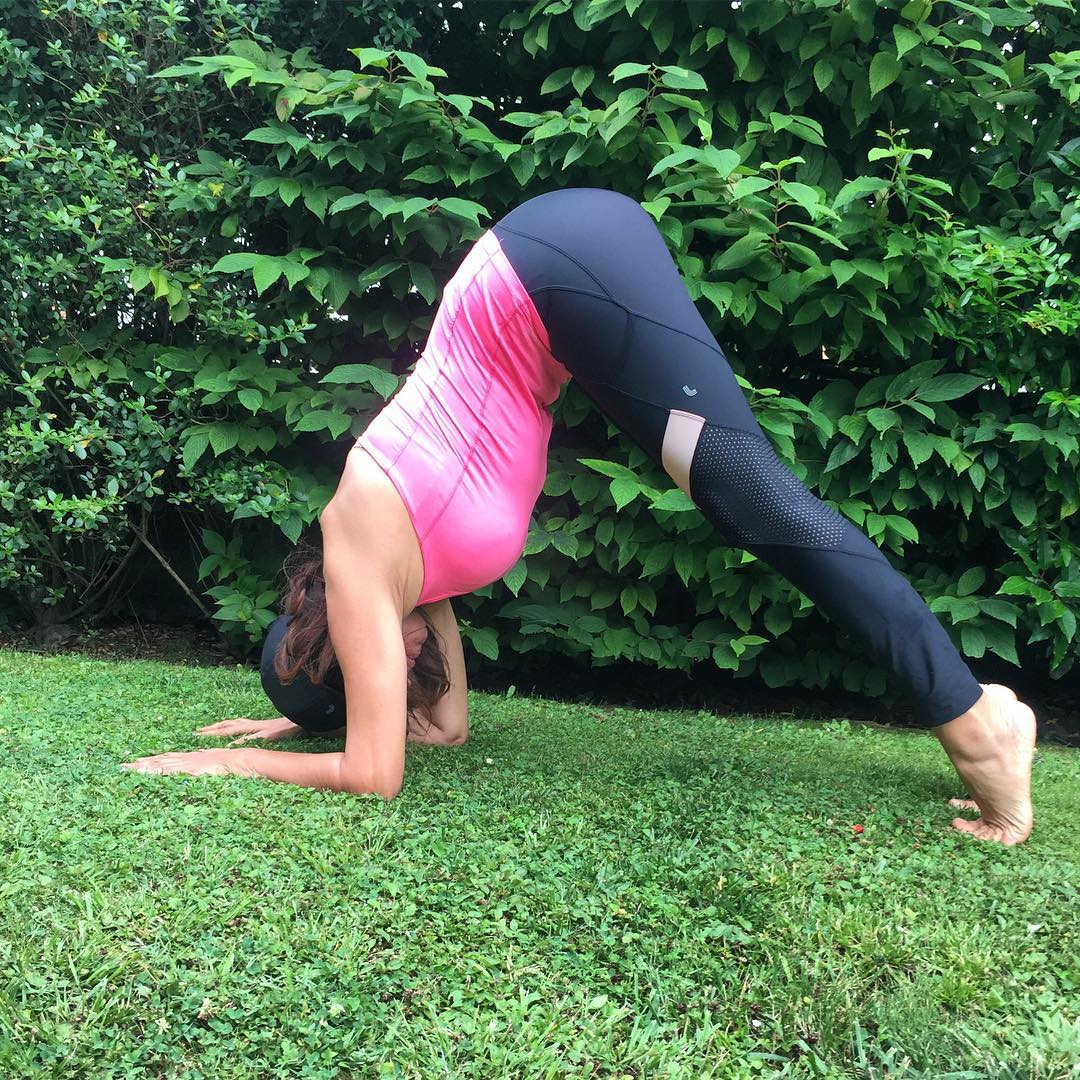 Precautions to Ardha Pincha Mayurasana