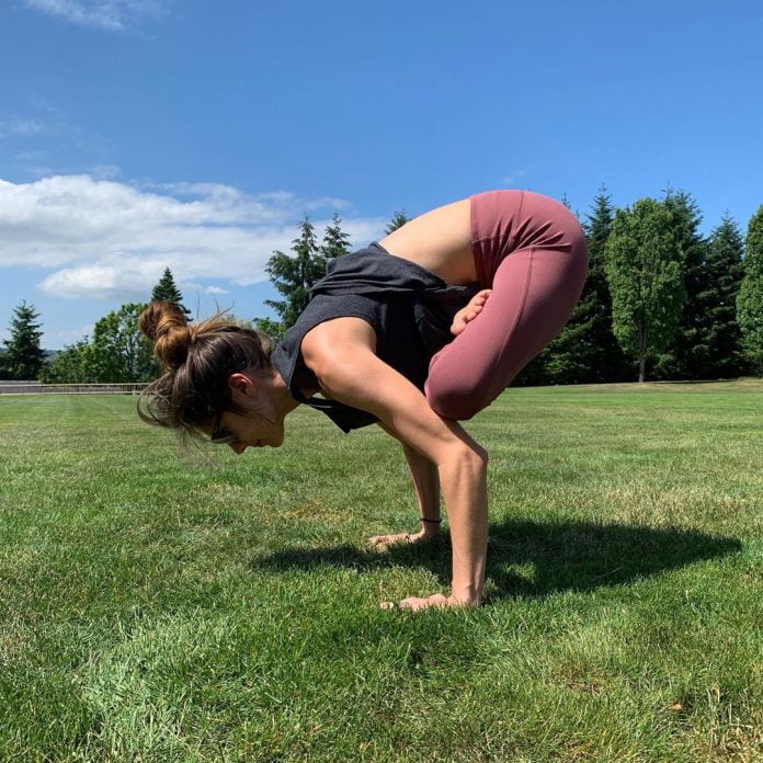 Urdhva Kukkutasana Upward Rooster Pose Steps Yogastudio