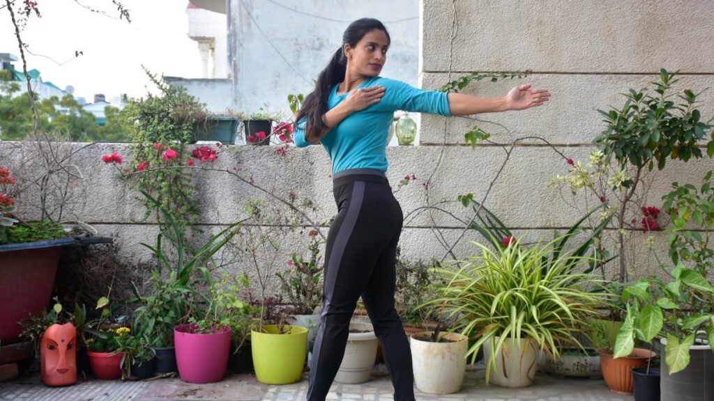 Kati Chakrasana vs Ardha Matsyendrasana