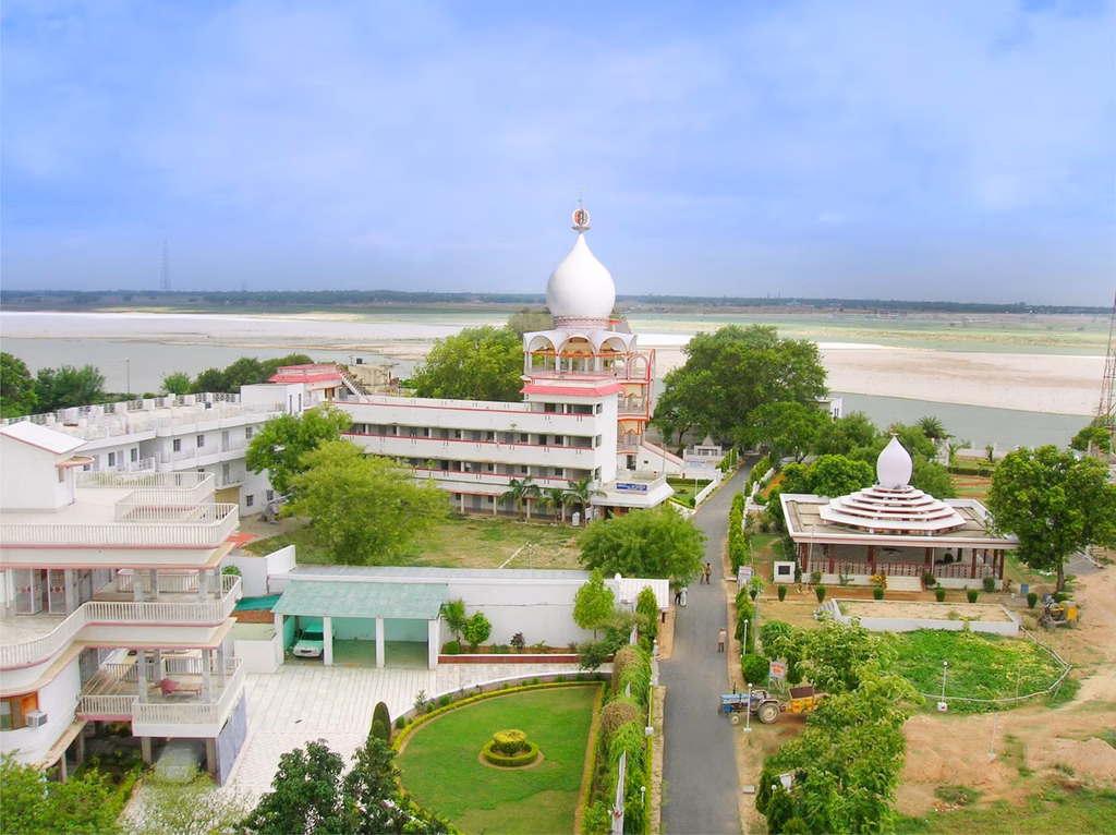 Maharshi Sadafal Deo Ashram Jhusi Prayagraj